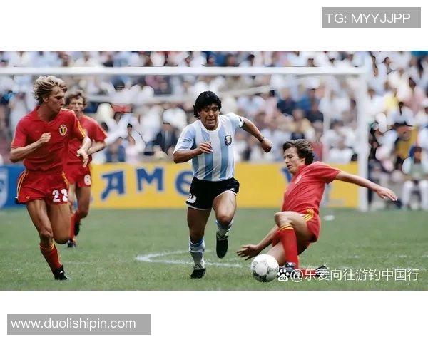 各国足球明星纷纷评价中国足球发展潜力与挑战