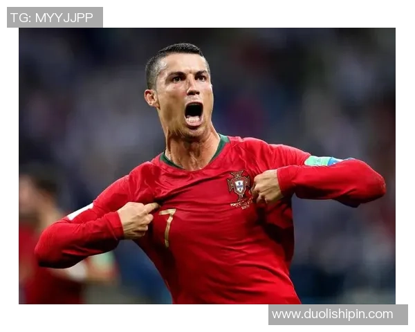 足球历史上最具影响力的十位传奇球星盘点及其时代地位解析